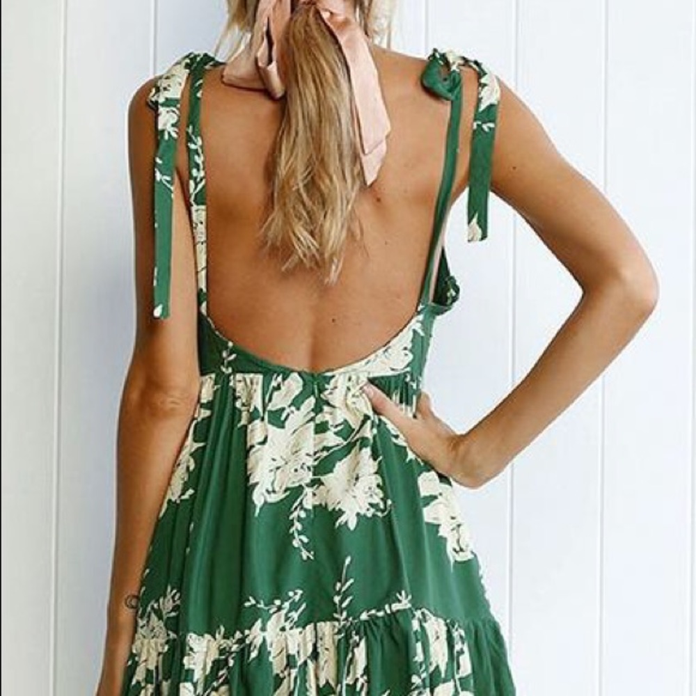 Green Tie-Strap Floral Mini Dress